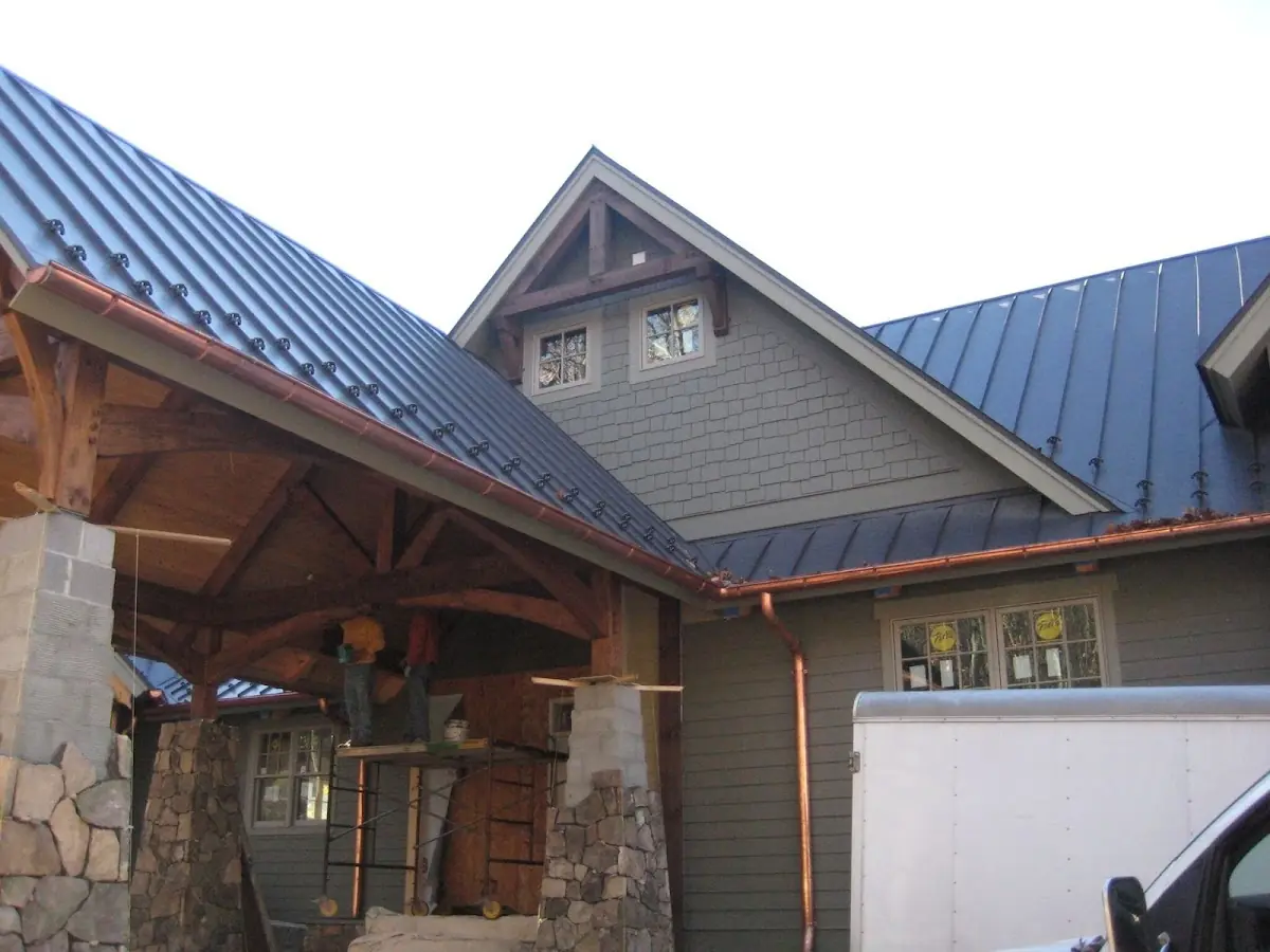 Craftsman Roofing team delivering quality roofing work in Whiskey Creek